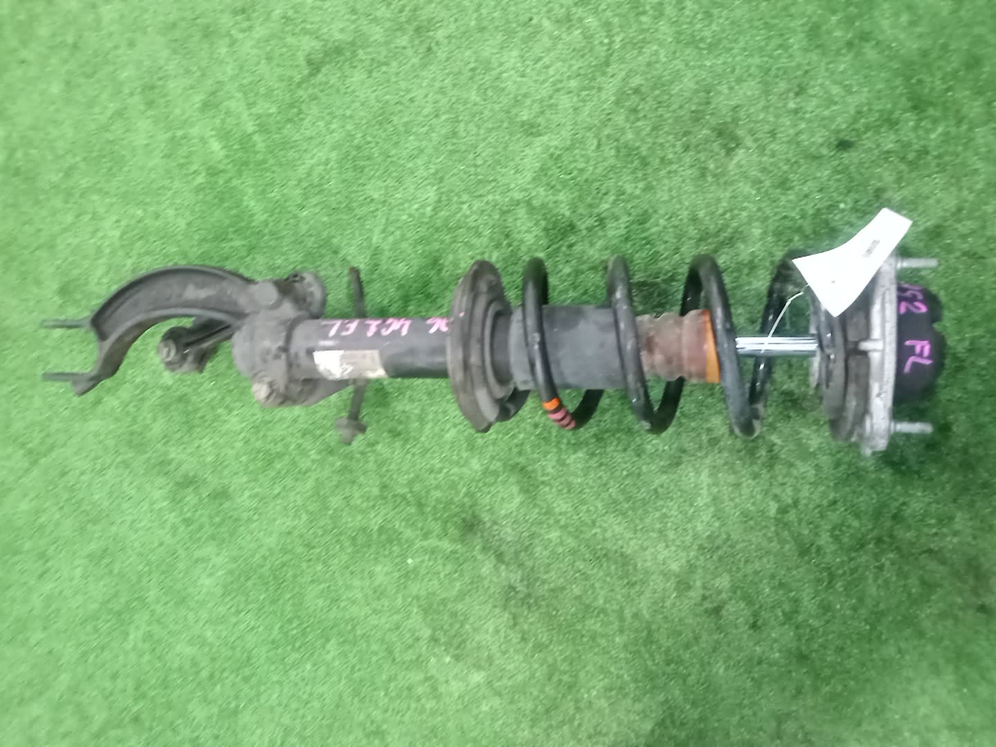 Стойка левая передняя AUDI A6 4G2 CHVA 4G0413031M 1 ракурс