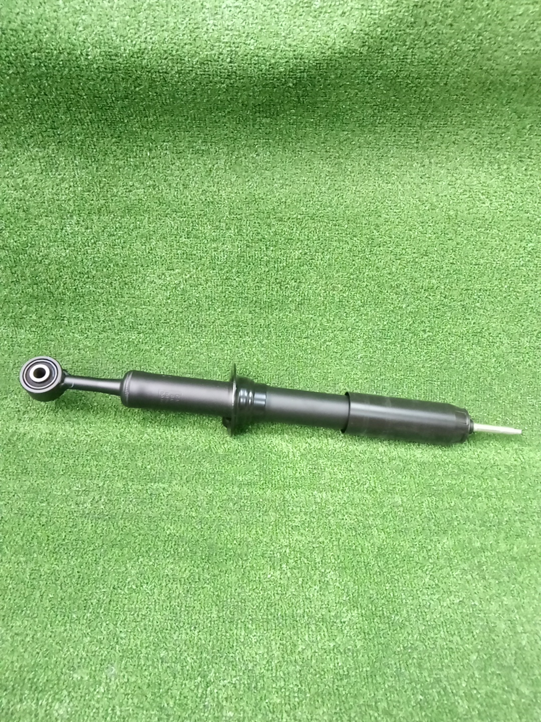 Стойка передняя TOYOTA HILUX KUN25 U3768 4 ракурс