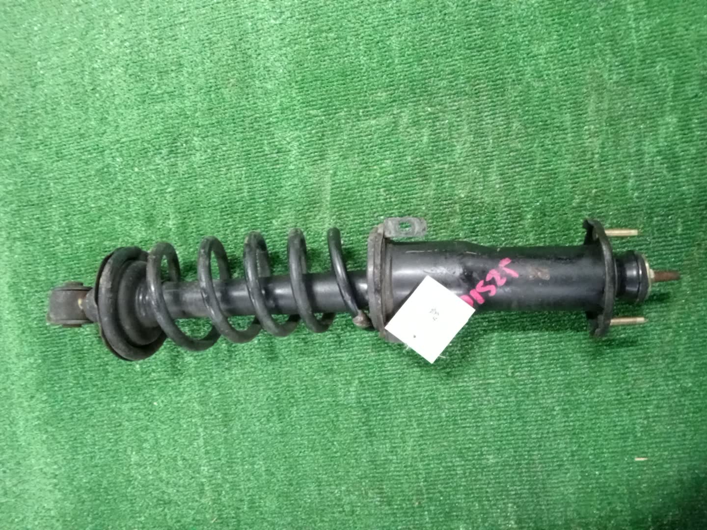 Стойка правая задняя TOYOTA ARISTO JZS160, JZS161 2JZ-GE, 2JZ-GTE 1 ракурс Стойка правая задняя TOYOTA ARISTO JZS160, JZS161 2JZ-GE, 2JZ-GTE 1 ракурс
