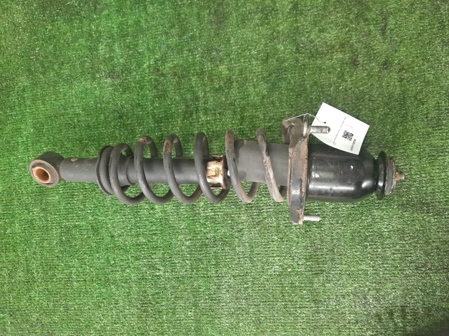 Стойка левая задняя TOYOTA COROLLA, OPA, PREMIO, PRIUS, COROLLA SPACIO, VISTA, ALLION, COROLLA FIELDER, ALLEX, COROLLA RUNX, SIENTA, WILL VS, VISTA ARDEO, COROLLA  AXIO NZE121, NZE120, NZE141, ZZE122, CE121, ZZE123, ACT10, ZCT10, ZZT240, NZT240, AZT2