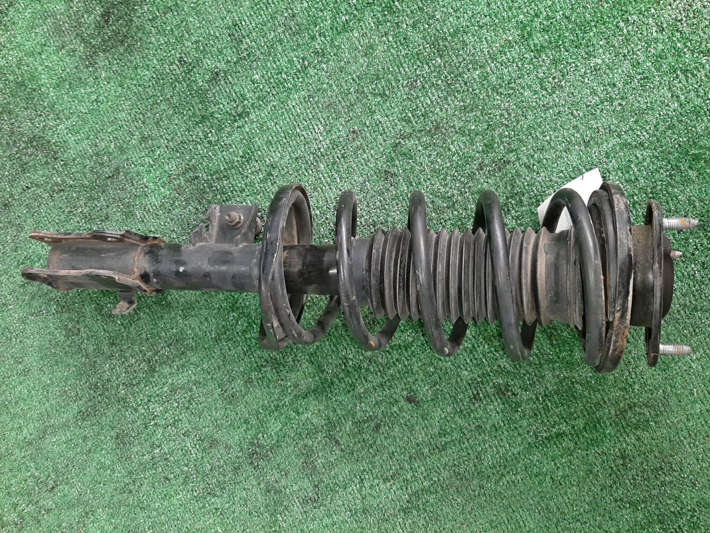 Стойка правая передняя SUZUKI ESCUDO, GRAND VITARA TA74W, TDB4W, TD94W, TD54W, TDA4W M16A, J24B, H27A, J20A 1 ракурс Стойка правая передняя SUZUKI ESCUDO, GRAND VITARA TA74W, TDB4W, TD94W, TD54W, TDA4W M16A, J24B, H27A, J20A 1 ракурс