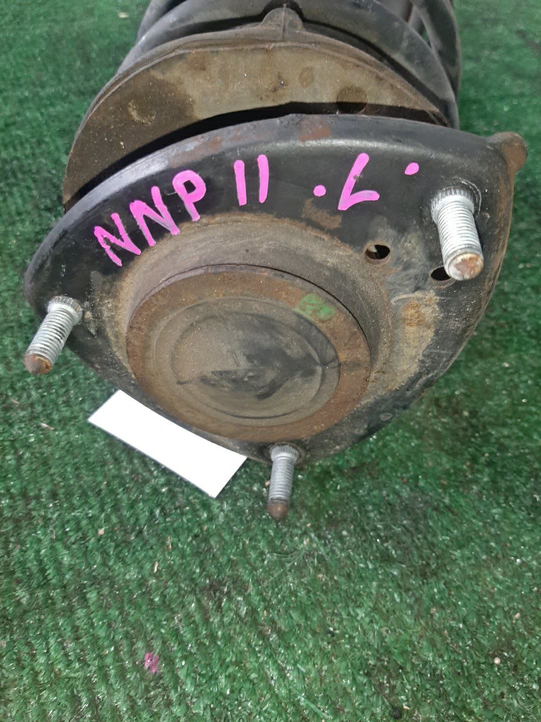Стойка левая передняя TOYOTA FUNCARGO, IST, PLATZ, RAUM, VITZ, WILL VI, PROBOX, BB, PORTE, SUCCEED, WILL CYPHA NCP20, NCP21, NCP60, NCP61, NCP12, SCP11, NCZ20, SCP10, NCP10, SCP13, NCP13, NCP19, NCP51V, NCP58G, NCP50V, NLP51, NCP52V, NCP30, NCP31, NC