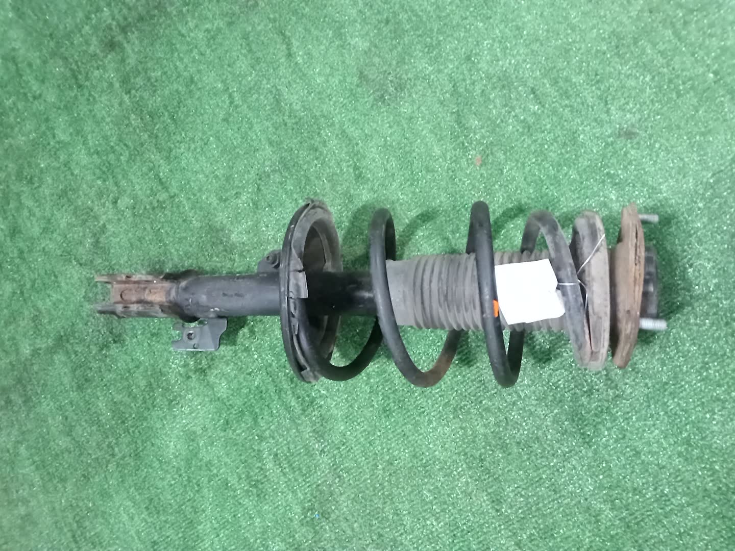 Стойка правая передняя TOYOTA ESTIMA ACR40W, MCR40W, AHR10W 2AZ-FE, 1MZ-FE, 2AZ-FXE 1 ракурс