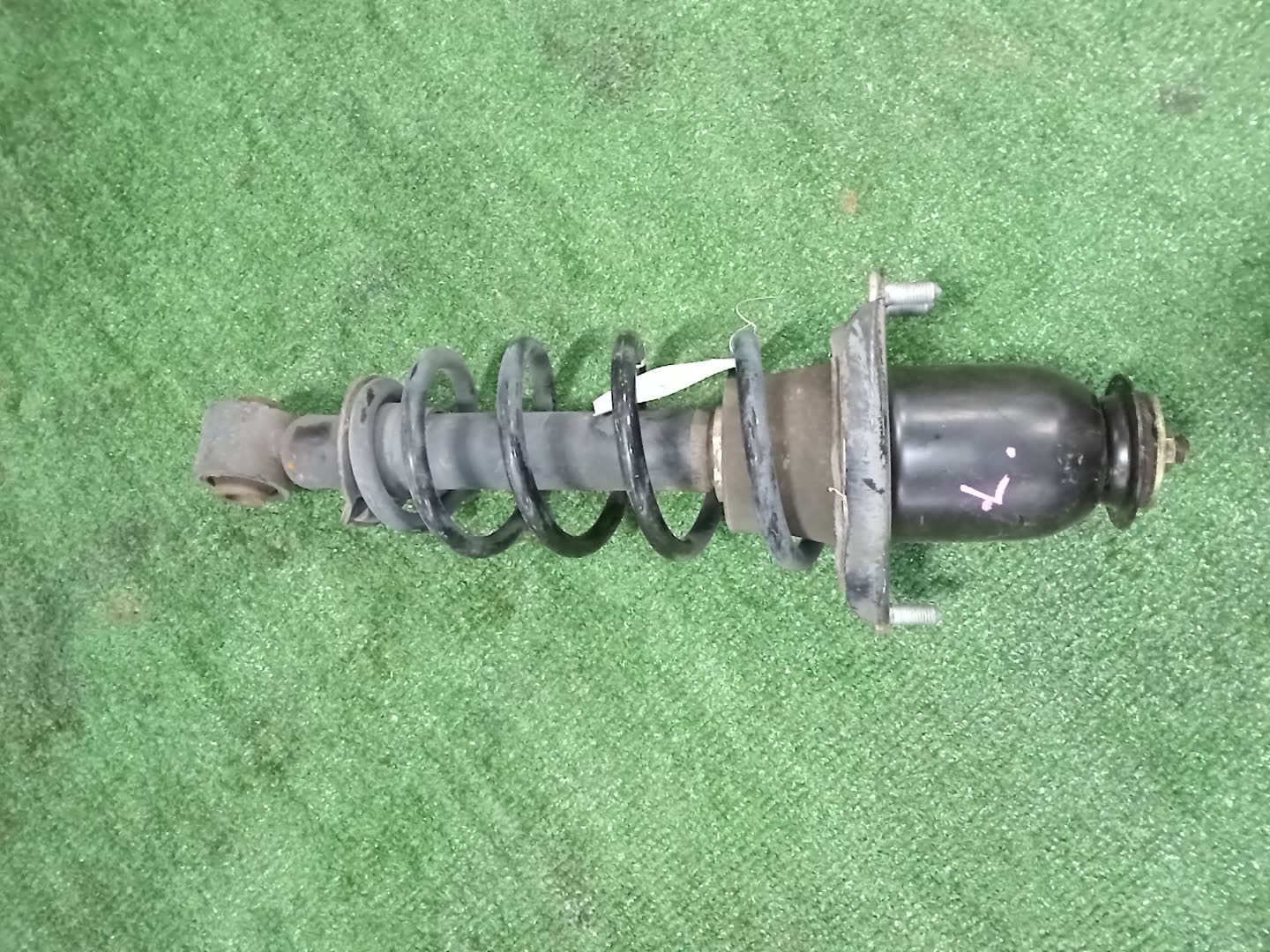 Стойка правая задняя TOYOTA CELICA ZZT230, ZZT231 1ZZ-FE, 2ZZ-GE 1 ракурс