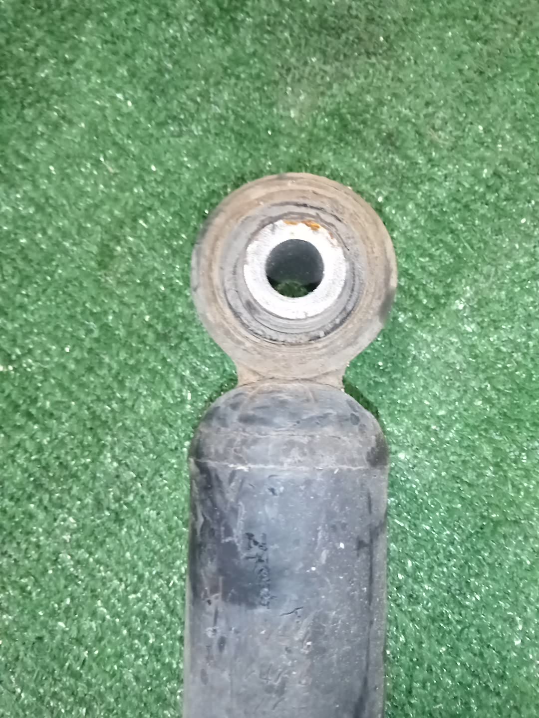 Стойка левая передняя TOYOTA PROGRES JCG11 2JZ-GE 3 ракурс