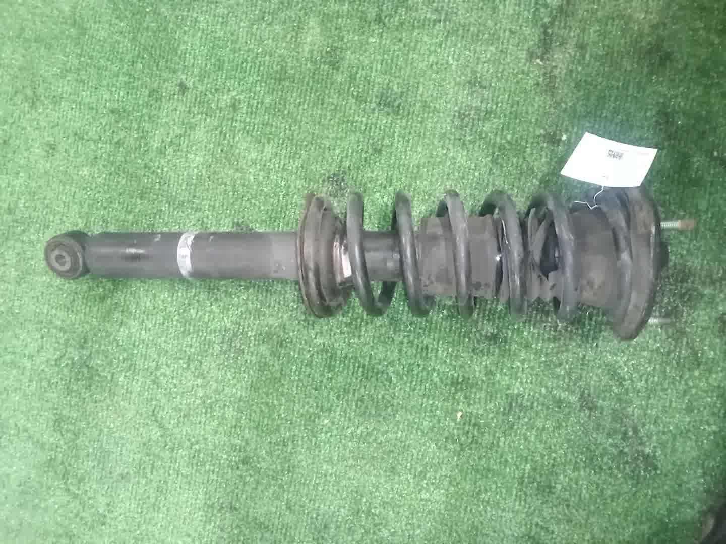 Стойка правая передняя TOYOTA BREVIS, CROWN, MARK II BLIT, PROGRES, VEROSSA, MARK II, CROWN ESTATE JCG10, JCG11, GS171, JZS175, JZS171, JKS175, JZX110W, GX110W, GX110, JZX110 1JZ-FSE, 2JZ-FSE, 1G-FE, 1JZ-GE 1 ракурс Стойка правая передняя TOYOTA BREVIS, CROWN, MARK II BLIT, PROGRES, VEROSSA, MARK II, CROWN ESTATE JCG10, JCG11, GS171, JZS175, JZS171, JKS175, JZX110W, GX110W, GX110, JZX110 1JZ-FSE, 2JZ-FSE, 1G-FE, 1JZ-GE 1 ракурс