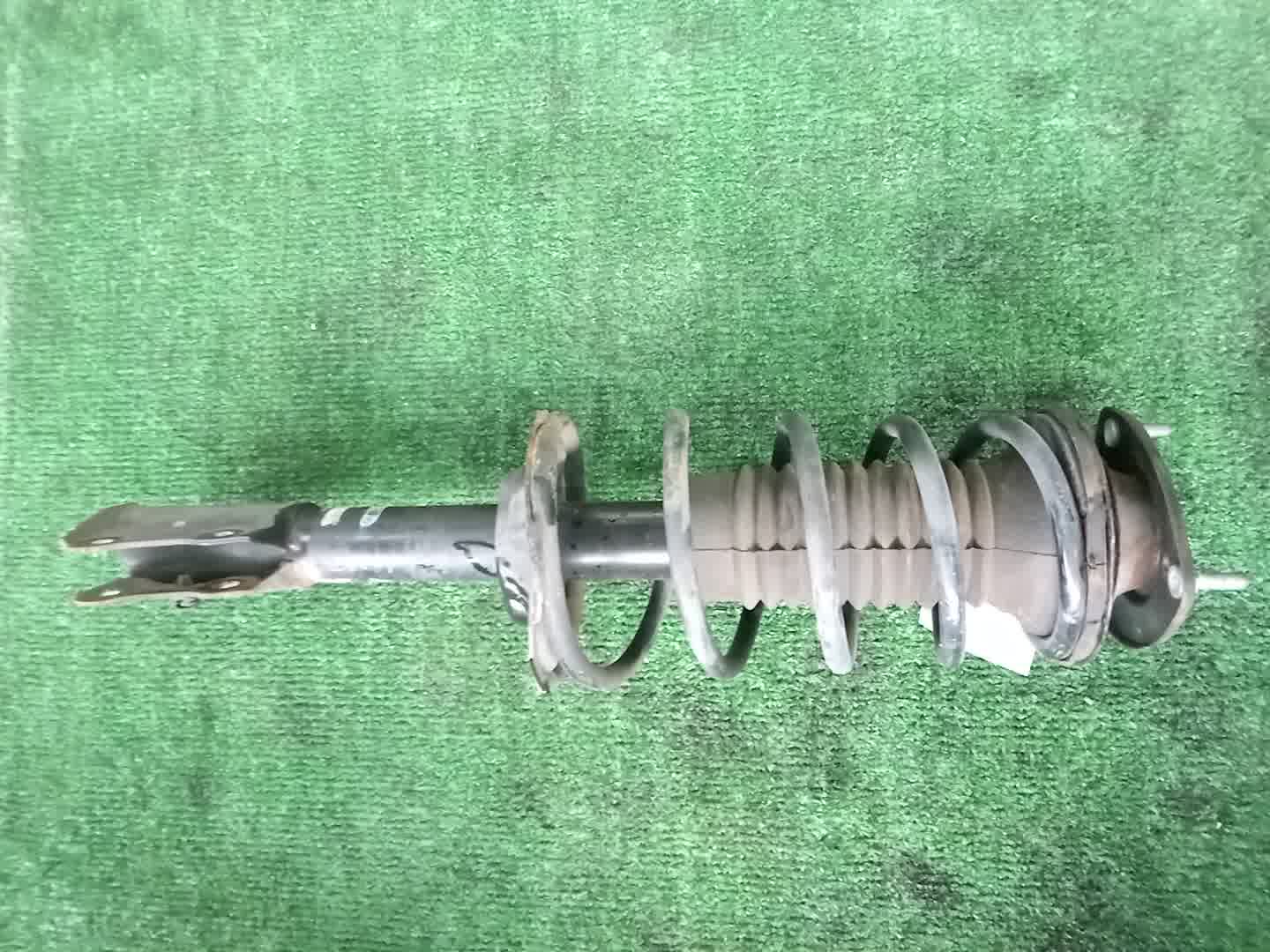 Стойка левая передняя TOYOTA FUNCARGO, IST, PLATZ, RAUM, VITZ, WILL VI, PROBOX, BB, PORTE, SUCCEED, WILL CYPHA NCP20, NCP21, NCP60, NCP61, NCP12, SCP11, NCZ20, SCP10, NCP10, SCP13, NCP13, NCP19, NCP51V, NCP58G, NCP50V, NLP51, NCP52V, NCP30, NCP31, NC Стойка левая передняя TOYOTA FUNCARGO, IST, PLATZ, RAUM, VITZ, WILL VI, PROBOX, BB, PORTE, SUCCEED, WILL CYPHA NCP20, NCP21, NCP60, NCP61, NCP12, SCP11, NCZ20, SCP10, NCP10, SCP13, NCP13, NCP19, NCP51V, NCP58G, NCP50V, NLP51, NCP52V, NCP30, NCP31, NC