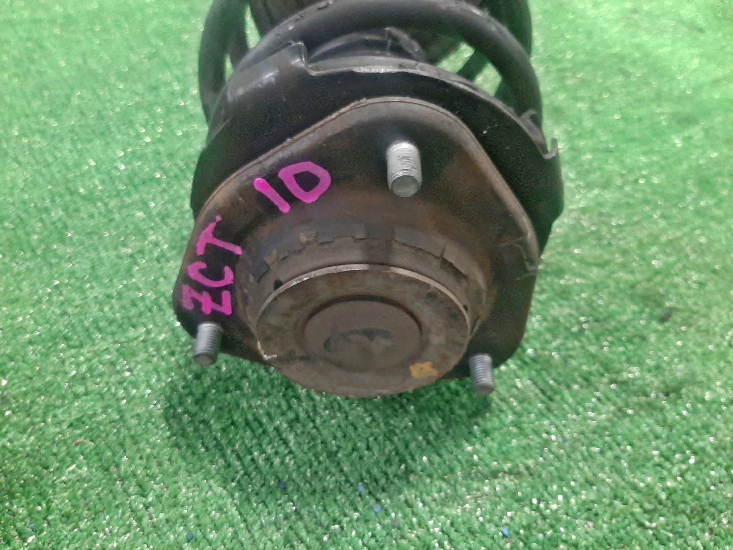 Стойка левая передняя TOYOTA OPA ACT10, ZCT10 1AZ-FSE, 1ZZ-FE 2 ракурс