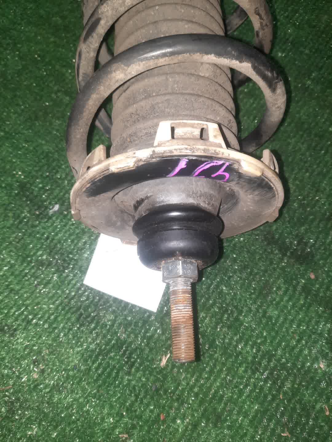 Стойка правая передняя HONDA PARTNER, AIRWAVE GJ3, GJ1 L15A 2 ракурс