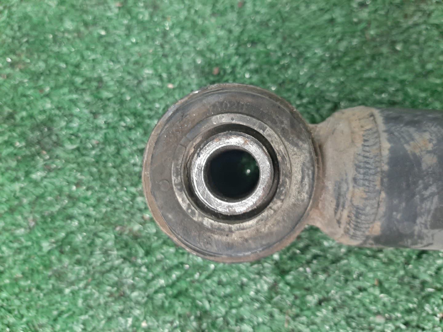 Стойка правая передняя TOYOTA ARISTO JZS160, JZS161 2JZ-GE, 2JZ-GTE 3 ракурс