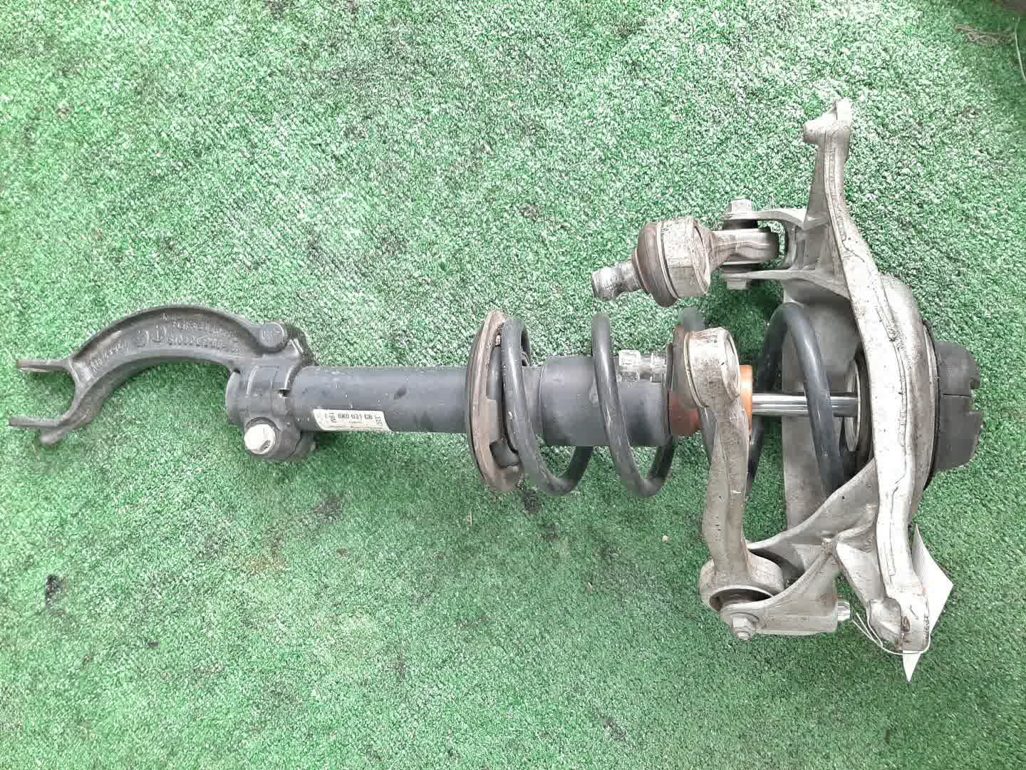 Стойка левая передняя  AUDI A4 8K2 CDN 1 ракурс