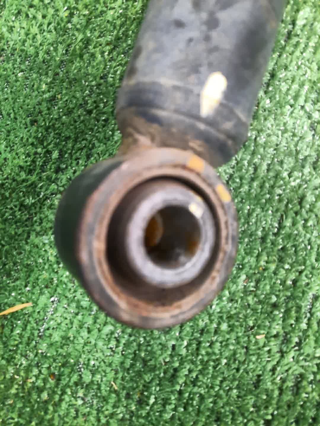 Стойка правая задняя TOYOTA CELSIOR UCF30 3UZ-FE 2 ракурс