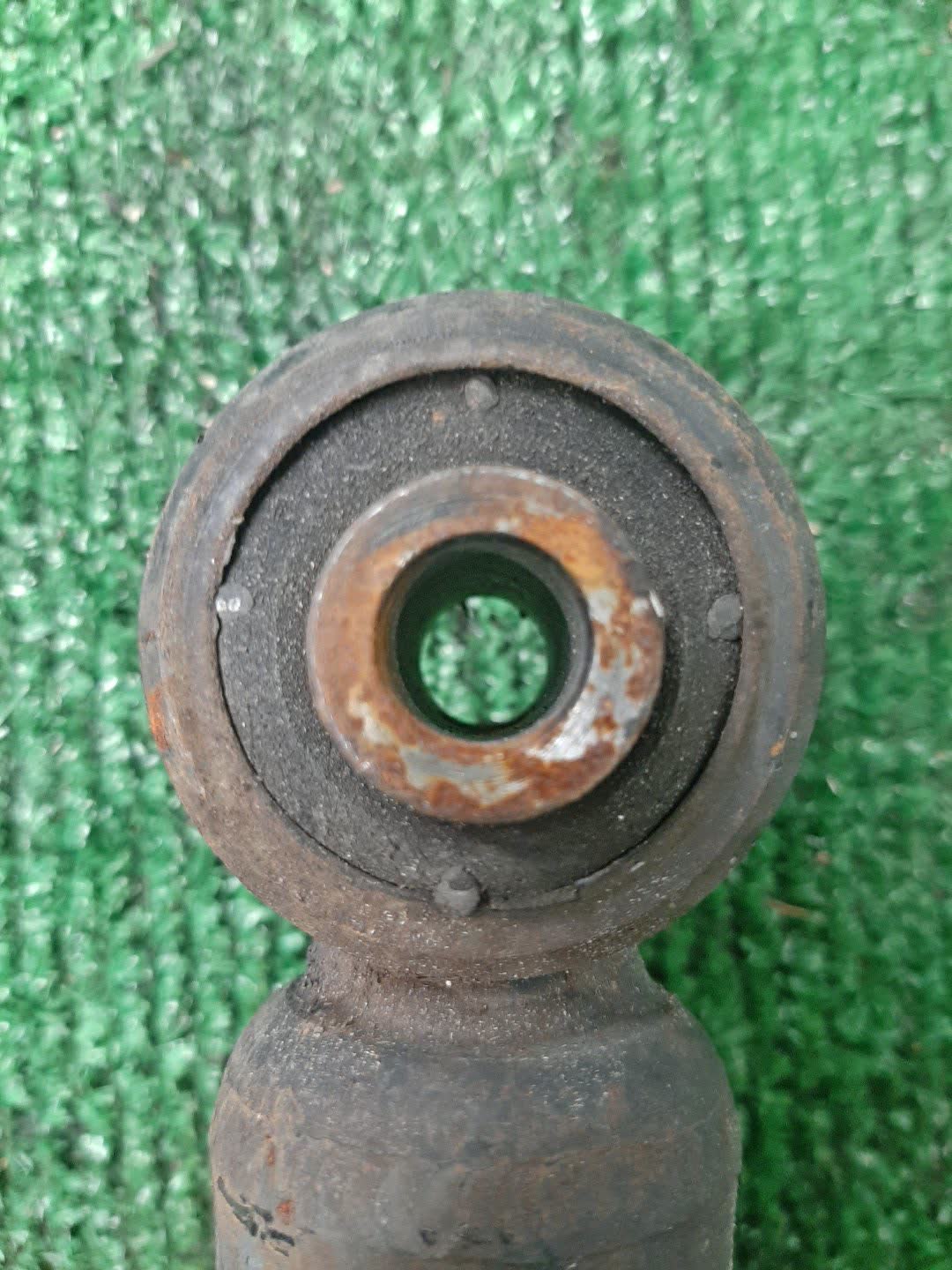 Стойка левая задняя NISSAN PULSAR, SUNNY, PRESEA, LUCINO N15, B14, R11 SR18DE, GA15DE, CD20, GA16DE, SR16VE, GA13DE, SR20DE 3 ракурс