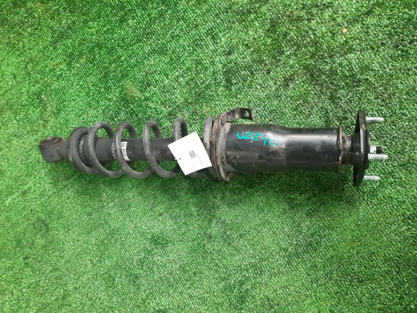 Стойка правая задняя TOYOTA SOARER UZZ40 3UZ-FE 1 ракурс