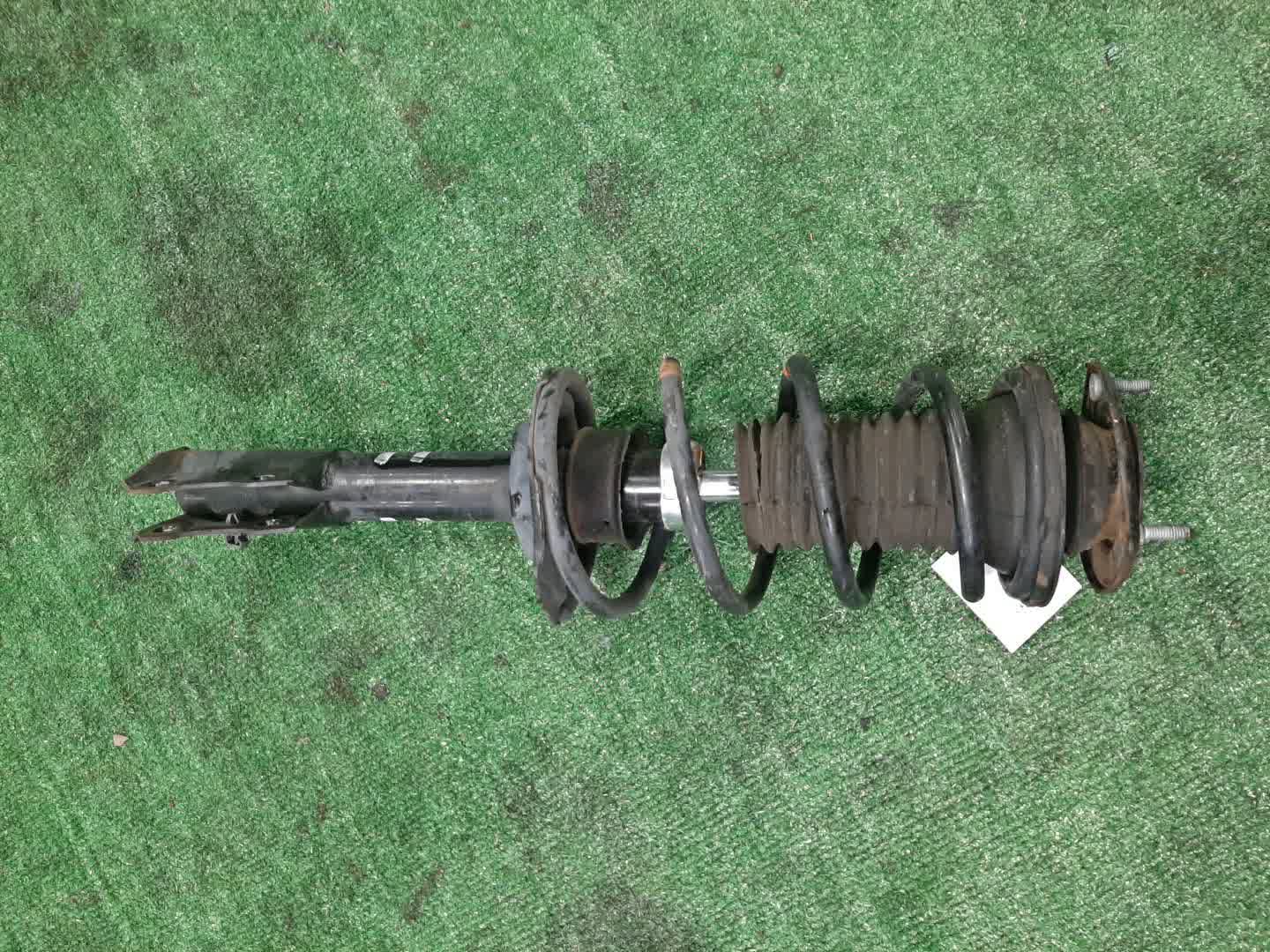 Стойка левая передняя TOYOTA FUNCARGO, IST, PLATZ, RAUM, VITZ, WILL VI, PROBOX, BB, PORTE, SUCCEED, WILL CYPHA NCP20, NCP21, NCP60, NCP61, NCP12, SCP11, NCZ20, SCP10, NCP10, SCP13, NCP13, NCP19, NCP51V, NCP58G, NCP50V, NLP51, NCP52V, NCP30, NCP31, NC Стойка левая передняя TOYOTA FUNCARGO, IST, PLATZ, RAUM, VITZ, WILL VI, PROBOX, BB, PORTE, SUCCEED, WILL CYPHA NCP20, NCP21, NCP60, NCP61, NCP12, SCP11, NCZ20, SCP10, NCP10, SCP13, NCP13, NCP19, NCP51V, NCP58G, NCP50V, NLP51, NCP52V, NCP30, NCP31, NC