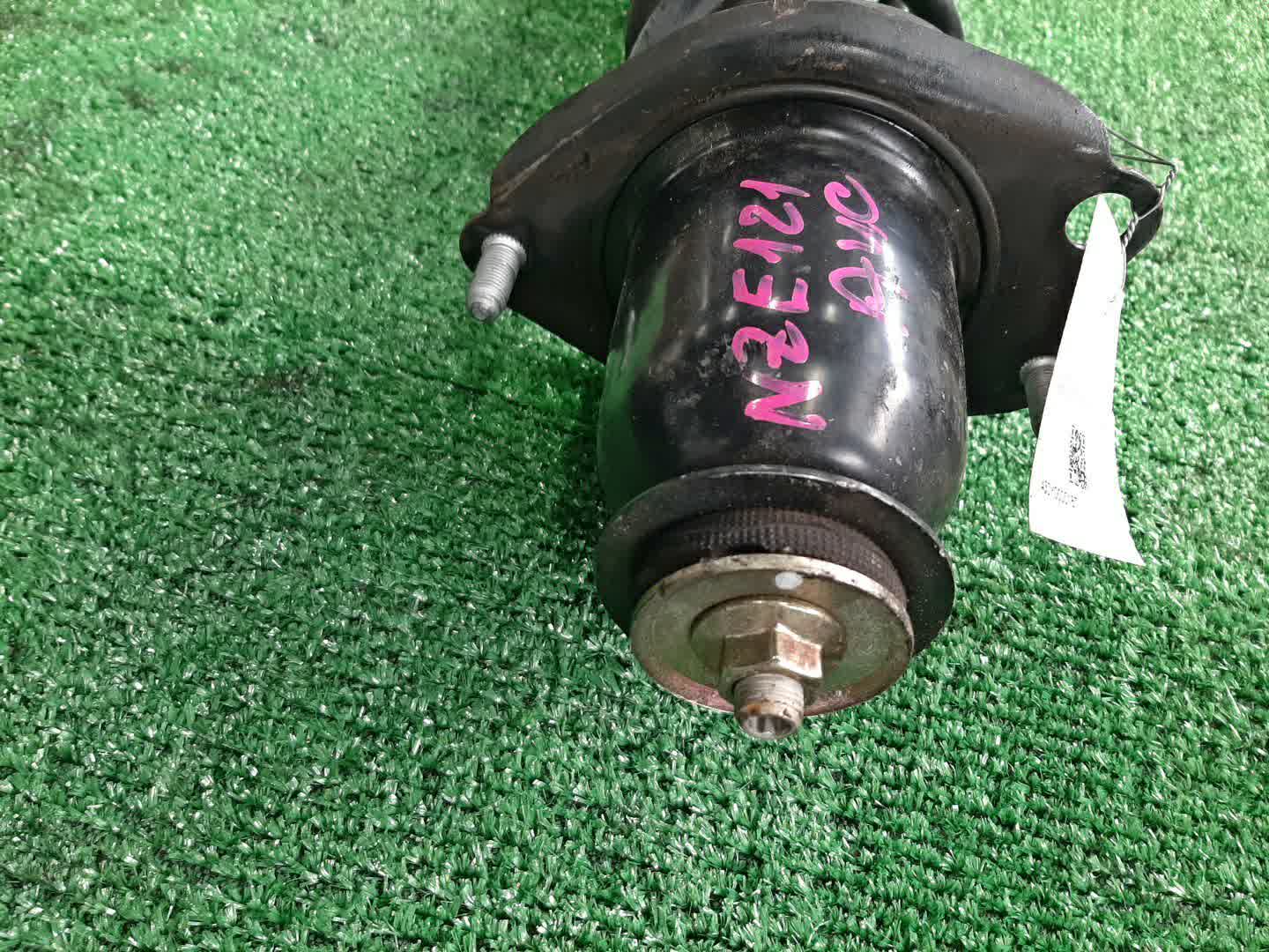 Стойка правая задняя TOYOTA COROLLA, OPA, PREMIO, COROLLA SPACIO, VISTA, ALLION, COROLLA FIELDER, ALLEX, COROLLA RUNX, SIENTA, WILL VS, VISTA ARDEO, COROLLA  AXIO NZE121, NZE120, NZE141, ZZE122, CE121, ZZE123, ACT10, ZCT10, ZZT240, NZT240, AZT240, NZ