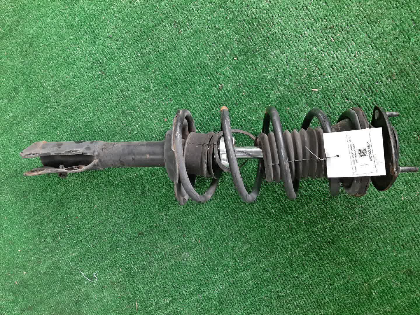 Стойка левая передняя TOYOTA FUNCARGO, IST, PLATZ, RAUM, VITZ, WILL VI, PROBOX, BB, PORTE, SUCCEED, WILL CYPHA NCP20, NCP21, NCP60, NCP61, NCP12, SCP11, NCZ20, SCP10, NCP10, SCP13, NCP13, NCP19, NCP51V, NCP58G, NCP50V, NLP51, NCP52V, NCP30, NCP31, NC Стойка левая передняя TOYOTA FUNCARGO, IST, PLATZ, RAUM, VITZ, WILL VI, PROBOX, BB, PORTE, SUCCEED, WILL CYPHA NCP20, NCP21, NCP60, NCP61, NCP12, SCP11, NCZ20, SCP10, NCP10, SCP13, NCP13, NCP19, NCP51V, NCP58G, NCP50V, NLP51, NCP52V, NCP30, NCP31, NC
