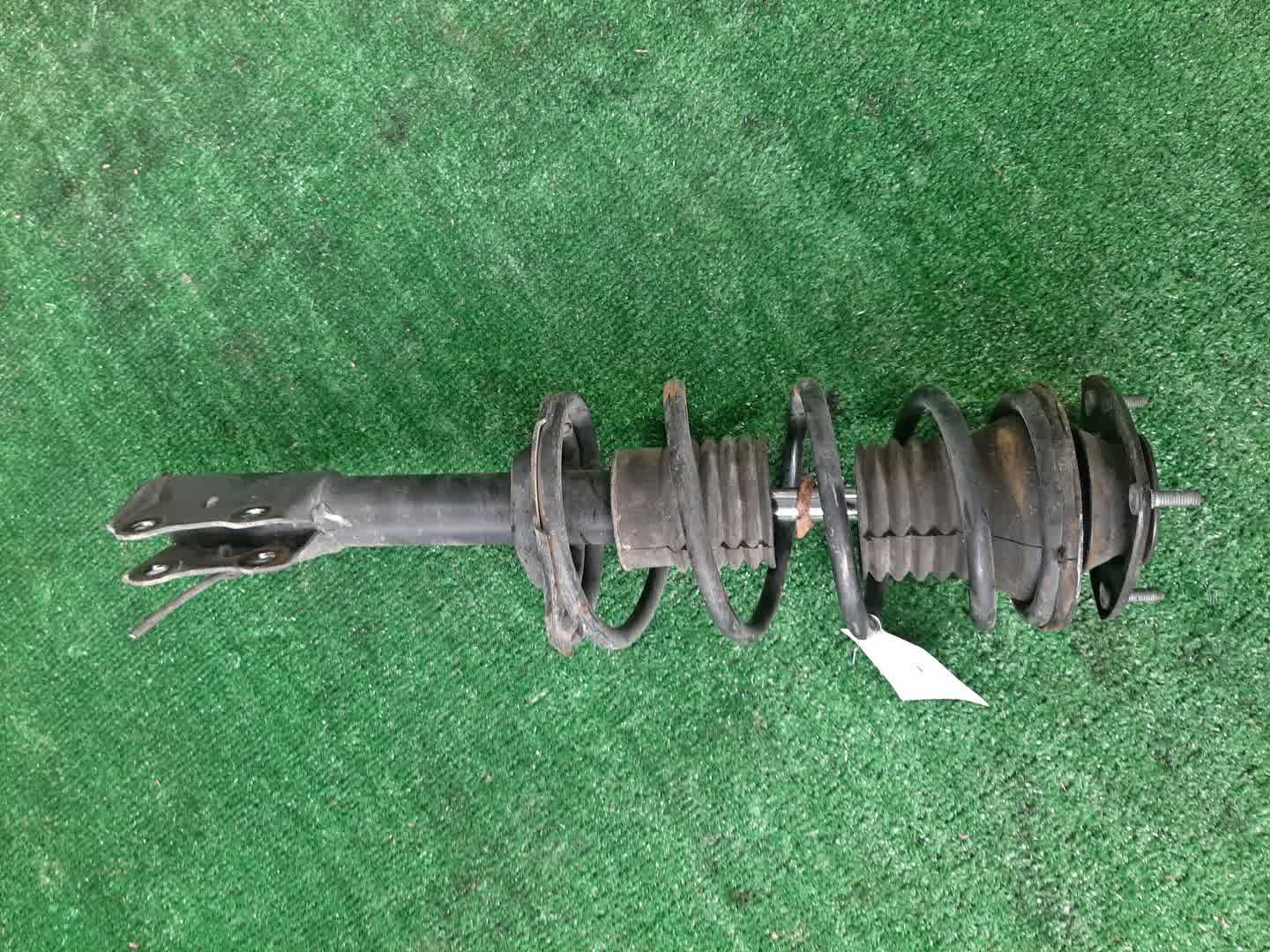 Стойка левая передняя TOYOTA FUNCARGO, IST, PLATZ, RAUM, VITZ, WILL VI, PROBOX, BB, PORTE, SUCCEED, WILL CYPHA NCP20, NCP21, NCP60, NCP61, NCP12, SCP11, NCZ20, SCP10, NCP10, SCP13, NCP13, NCP19, NCP51V, NCP58G, NCP50V, NLP51, NCP52V, NCP30, NCP31, NC Стойка левая передняя TOYOTA FUNCARGO, IST, PLATZ, RAUM, VITZ, WILL VI, PROBOX, BB, PORTE, SUCCEED, WILL CYPHA NCP20, NCP21, NCP60, NCP61, NCP12, SCP11, NCZ20, SCP10, NCP10, SCP13, NCP13, NCP19, NCP51V, NCP58G, NCP50V, NLP51, NCP52V, NCP30, NCP31, NC