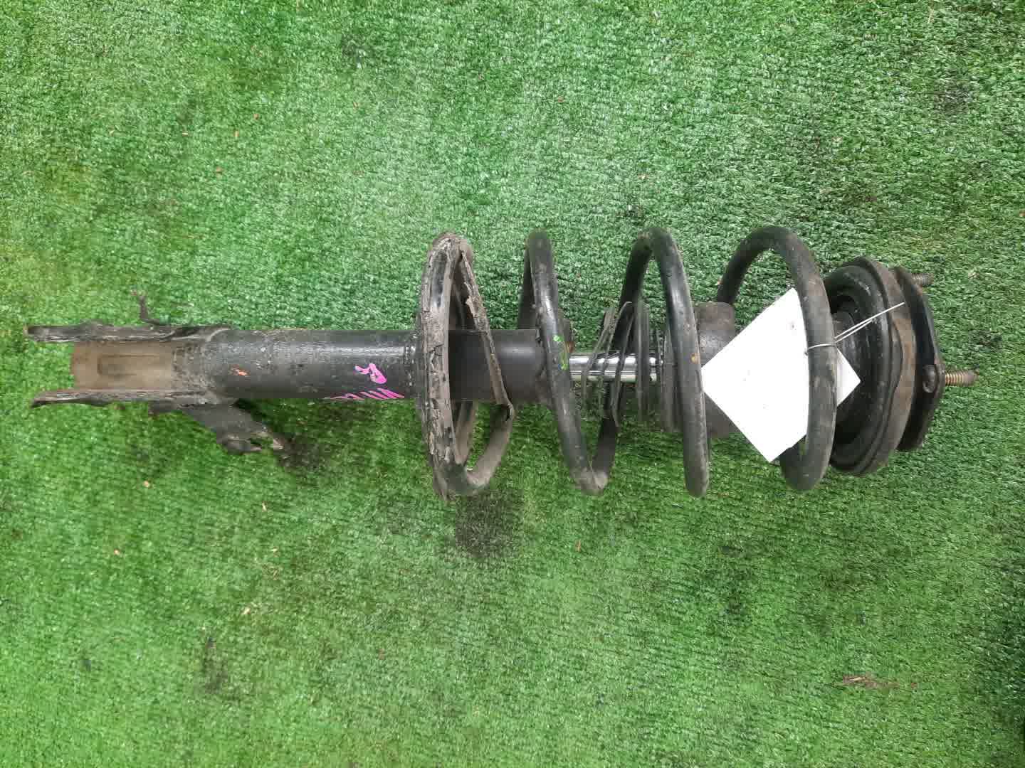 Стойка правая передняя NISSAN AD, SUNNY, WINGROAD, BLUEBIRD SYLPHY Y11, VFY11, VY11, B15, FB15, QB15, WFY11, G10, QG10, FG10, TG10 QG13DE, QG15DE, YD22DD, QG18DE, QG18DD, QR20DE, SR20VE, QR20DD 1 ракурс
