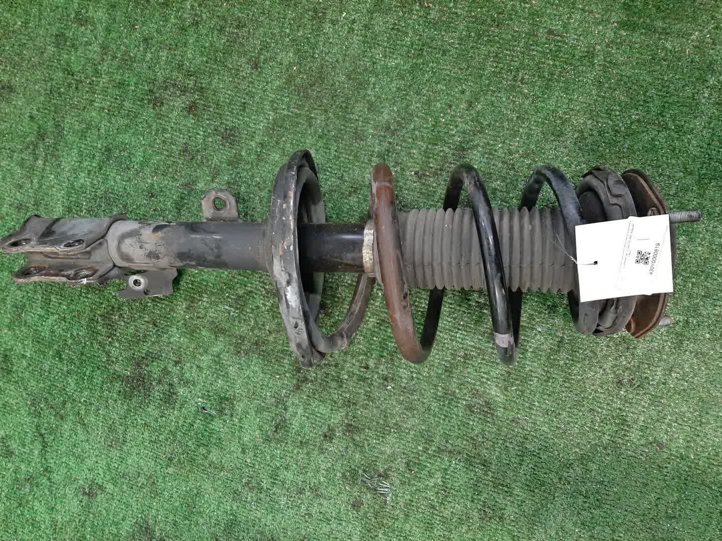 Стойка правая передняя TOYOTA HARRIER GSU30W 2GR-FE 1 ракурс Стойка правая передняя TOYOTA HARRIER GSU30W 2GR-FE 1 ракурс