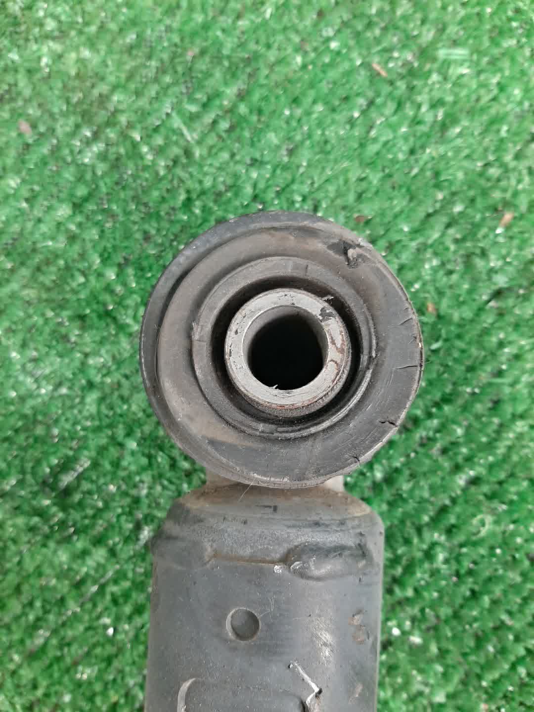 Стойка левая передняя TOYOTA SOARER UZZ40 3UZ-FE 3 ракурс