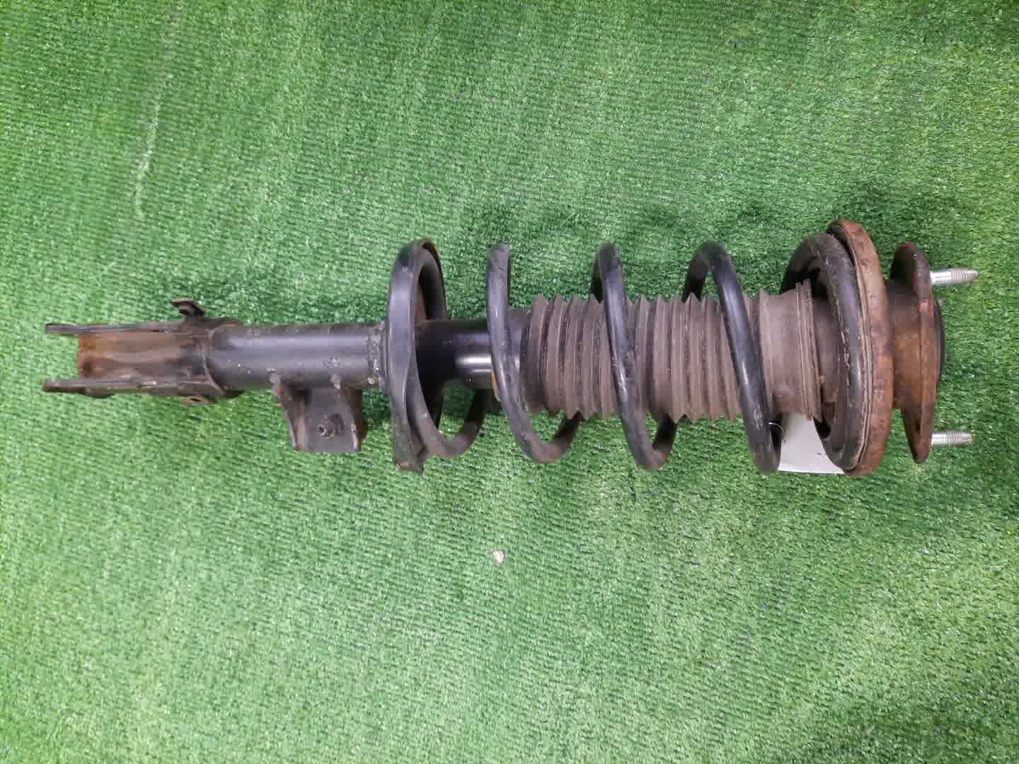 Стойка левая передняя SUZUKI ESCUDO, GRAND VITARA TA74W, TDB4W, TD94W, TD54W, TDA4W M16A, J24B, H27A, J20A 1 ракурс Стойка левая передняя SUZUKI ESCUDO, GRAND VITARA TA74W, TDB4W, TD94W, TD54W, TDA4W M16A, J24B, H27A, J20A 1 ракурс
