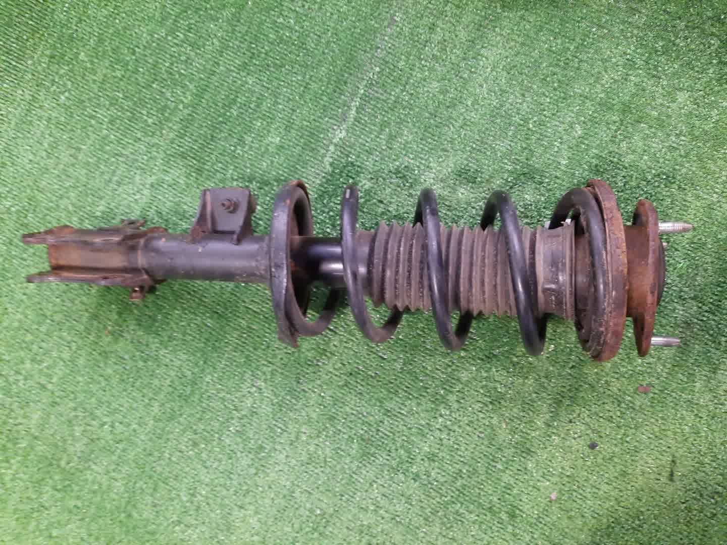 Стойка правая передняя SUZUKI ESCUDO, GRAND VITARA TA74W, TDB4W, TD94W, TD54W, TDA4W M16A, J24B, H27A, J20A 1 ракурс Стойка правая передняя SUZUKI ESCUDO, GRAND VITARA TA74W, TDB4W, TD94W, TD54W, TDA4W M16A, J24B, H27A, J20A 1 ракурс