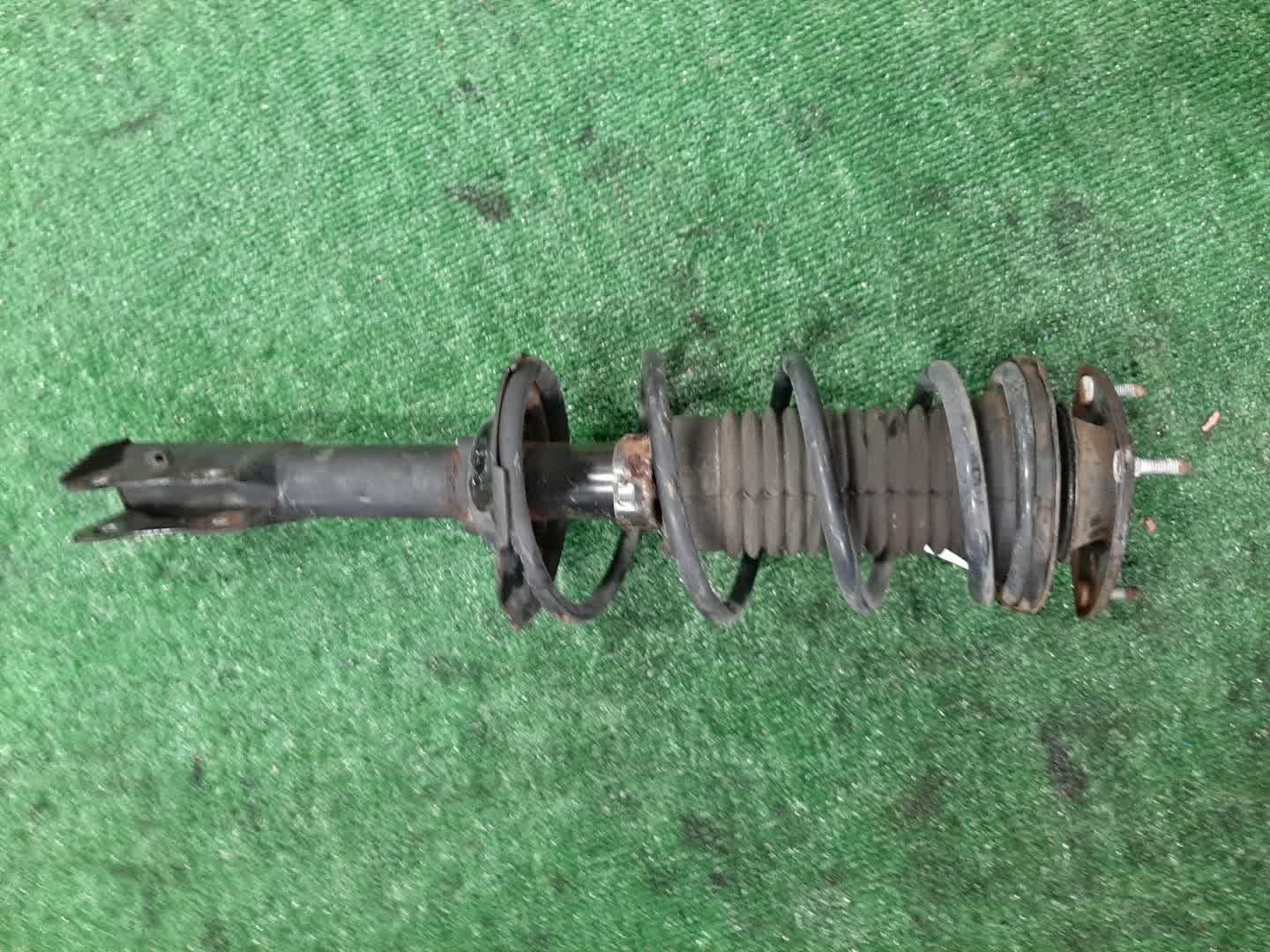 Стойка правая передняя TOYOTA FUNCARGO, IST, PLATZ, RAUM, VITZ, WILL VI, PROBOX, BB, PORTE, SUCCEED, WILL CYPHA NCP20, NCP21, NCP60, NCP61, NCP12, SCP11, NCZ20, SCP10, NCP10, SCP13, NCP13, NCP19, NCP51V, NCP58G, NCP50V, NLP51, NCP52V, NCP30, NCP31, N Стойка правая передняя TOYOTA FUNCARGO, IST, PLATZ, RAUM, VITZ, WILL VI, PROBOX, BB, PORTE, SUCCEED, WILL CYPHA NCP20, NCP21, NCP60, NCP61, NCP12, SCP11, NCZ20, SCP10, NCP10, SCP13, NCP13, NCP19, NCP51V, NCP58G, NCP50V, NLP51, NCP52V, NCP30, NCP31, N