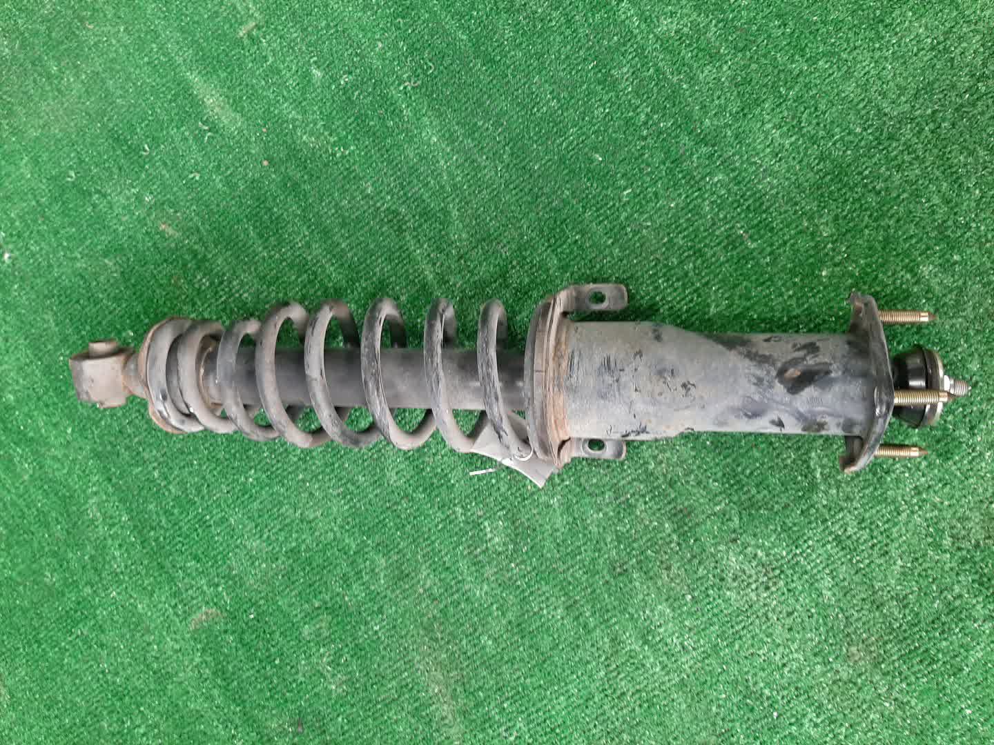 Стойка правая задняя TOYOTA BREVIS, CROWN, PROGRES, ALTEZZA, VEROSSA, MARK II JCG10, JCG11, JCG15, GS171, JZS175, JZS171, JZS173, JZS179, JKS175, GXE10, SXE10, JCE10, GXE15, JCE15, GX110, JZX110, GX115, JZX115 1JZ-FSE, 2JZ-FSE, 1G-FE, 1JZ-GE, 2JZ-GE, Стойка правая задняя TOYOTA BREVIS, CROWN, PROGRES, ALTEZZA, VEROSSA, MARK II JCG10, JCG11, JCG15, GS171, JZS175, JZS171, JZS173, JZS179, JKS175, GXE10, SXE10, JCE10, GXE15, JCE15, GX110, JZX110, GX115, JZX115 1JZ-FSE, 2JZ-FSE, 1G-FE, 1JZ-GE, 2JZ-GE,