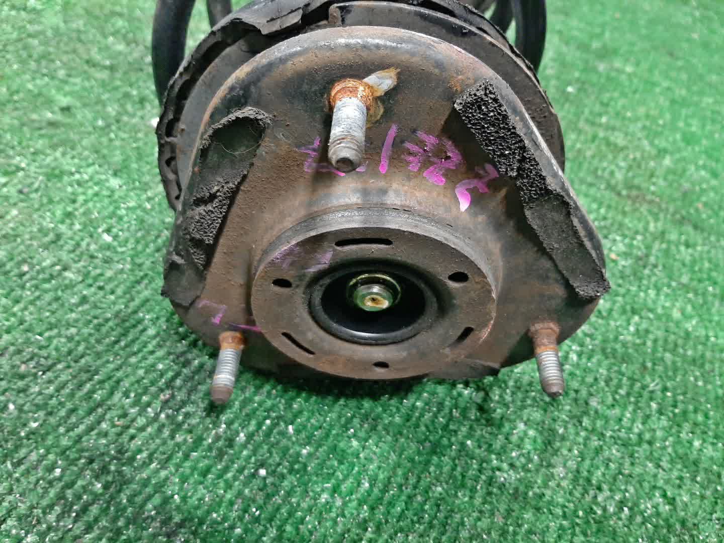 Стойка левая передняя TOYOTA VOLTZ ZZE137 2ZZ-GE 2 ракурс