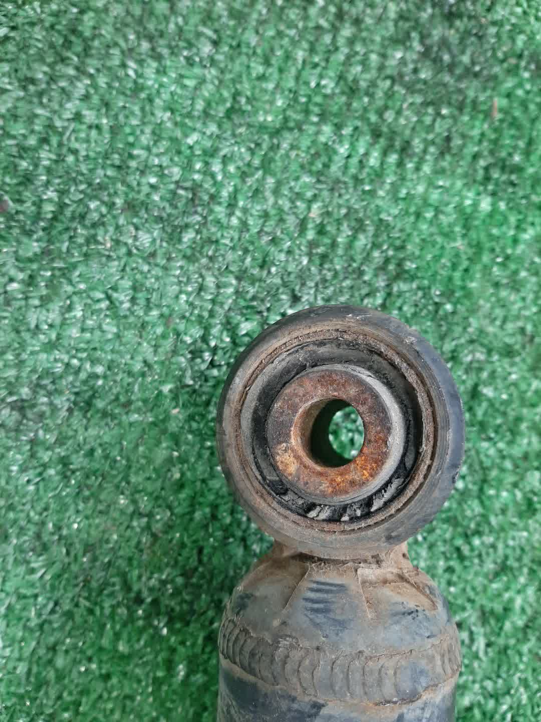 Стойка левая передняя TOYOTA PROGRES JCG11 2JZ-GE 3 ракурс