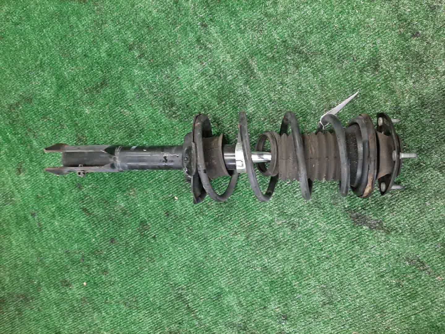 Стойка левая передняя TOYOTA FUNCARGO, IST, PLATZ, RAUM, VITZ, WILL VI, PROBOX, BB, PORTE, SUCCEED, WILL CYPHA NCP20, NCP21, NCP60, NCP61, NCP12, SCP11, NCZ20, SCP10, NCP10, SCP13, NCP13, NCP19, NCP51V, NCP58G, NCP50V, NLP51, NCP52V, NCP30, NCP31, NC Стойка левая передняя TOYOTA FUNCARGO, IST, PLATZ, RAUM, VITZ, WILL VI, PROBOX, BB, PORTE, SUCCEED, WILL CYPHA NCP20, NCP21, NCP60, NCP61, NCP12, SCP11, NCZ20, SCP10, NCP10, SCP13, NCP13, NCP19, NCP51V, NCP58G, NCP50V, NLP51, NCP52V, NCP30, NCP31, NC