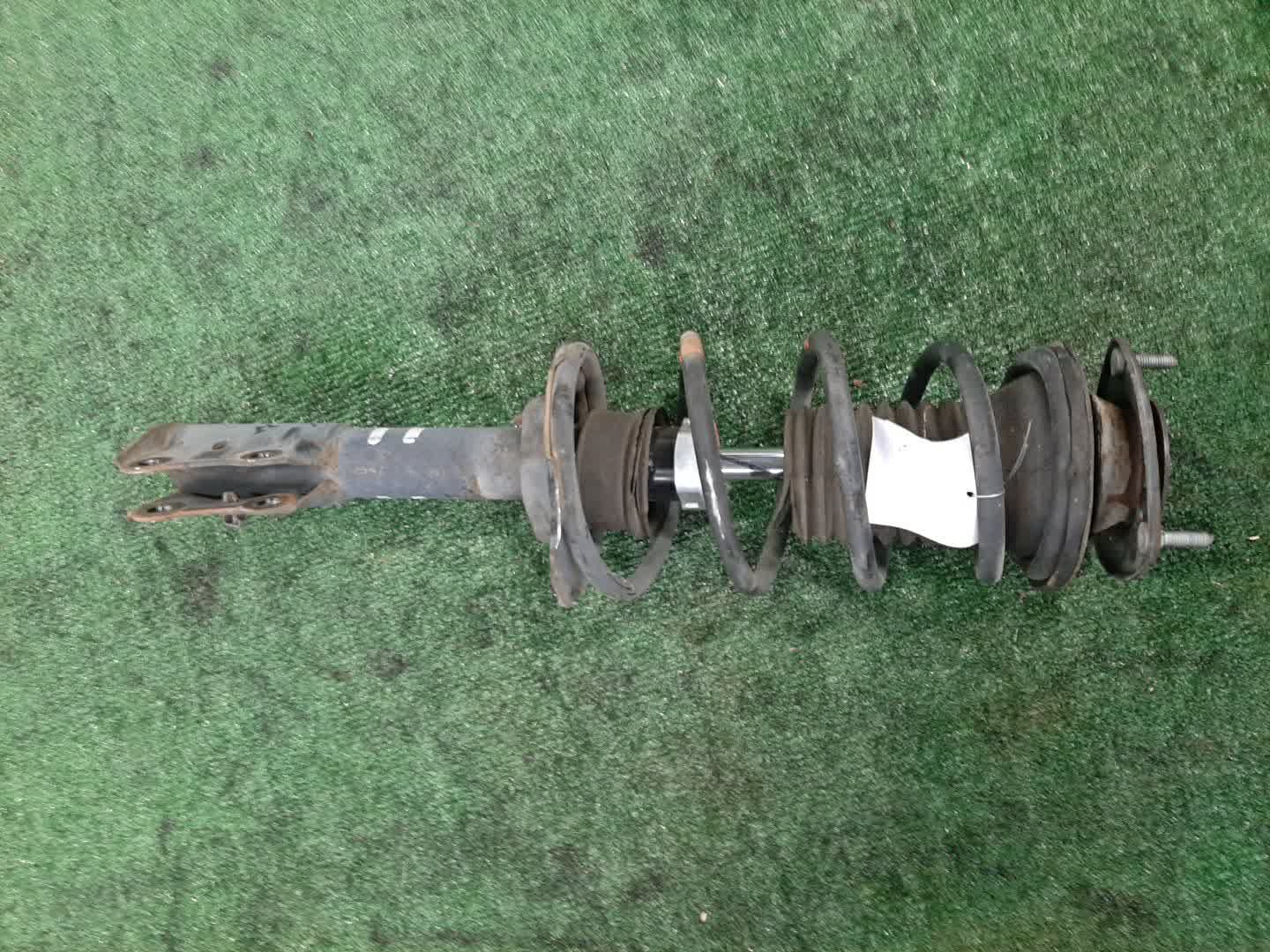 Стойка левая передняя TOYOTA FUNCARGO, IST, PLATZ, RAUM, VITZ, WILL VI, PROBOX, BB, PORTE, SUCCEED, WILL CYPHA NCP20, NCP21, NCP60, NCP61, NCP12, SCP11, NCZ20, SCP10, NCP10, SCP13, NCP13, NCP19, NCP51V, NCP58G, NCP50V, NLP51, NCP52V, NCP30, NCP31, NC Стойка левая передняя TOYOTA FUNCARGO, IST, PLATZ, RAUM, VITZ, WILL VI, PROBOX, BB, PORTE, SUCCEED, WILL CYPHA NCP20, NCP21, NCP60, NCP61, NCP12, SCP11, NCZ20, SCP10, NCP10, SCP13, NCP13, NCP19, NCP51V, NCP58G, NCP50V, NLP51, NCP52V, NCP30, NCP31, NC