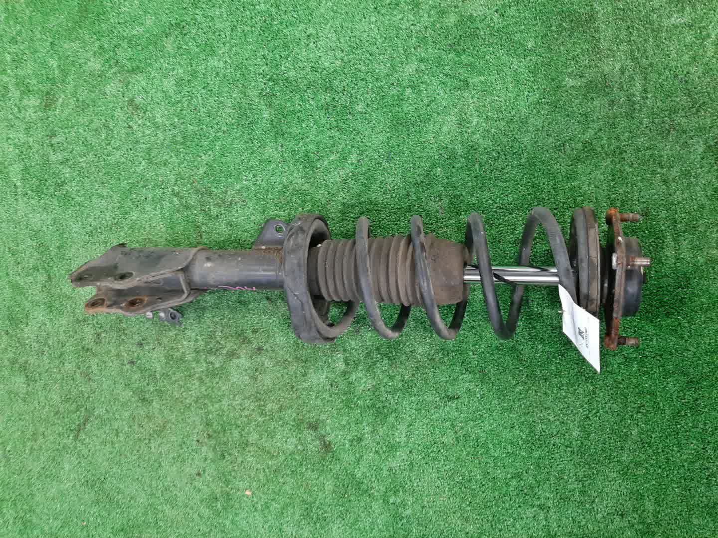 Стойка правая передняя MAZDA MPV LW3W, LW5W, LWEW, LWFW L3-VE, GY, FS-DE, AJ 1 ракурс