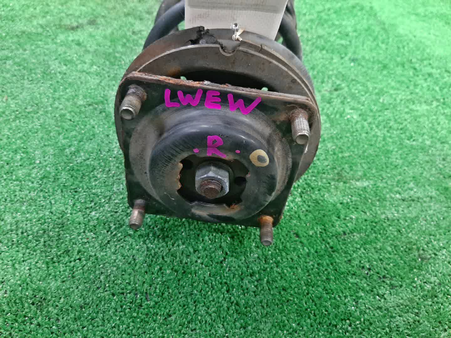 Стойка правая передняя MAZDA MPV LW3W, LW5W, LWEW, LWFW L3-VE, GY, FS-DE, AJ 2 ракурс