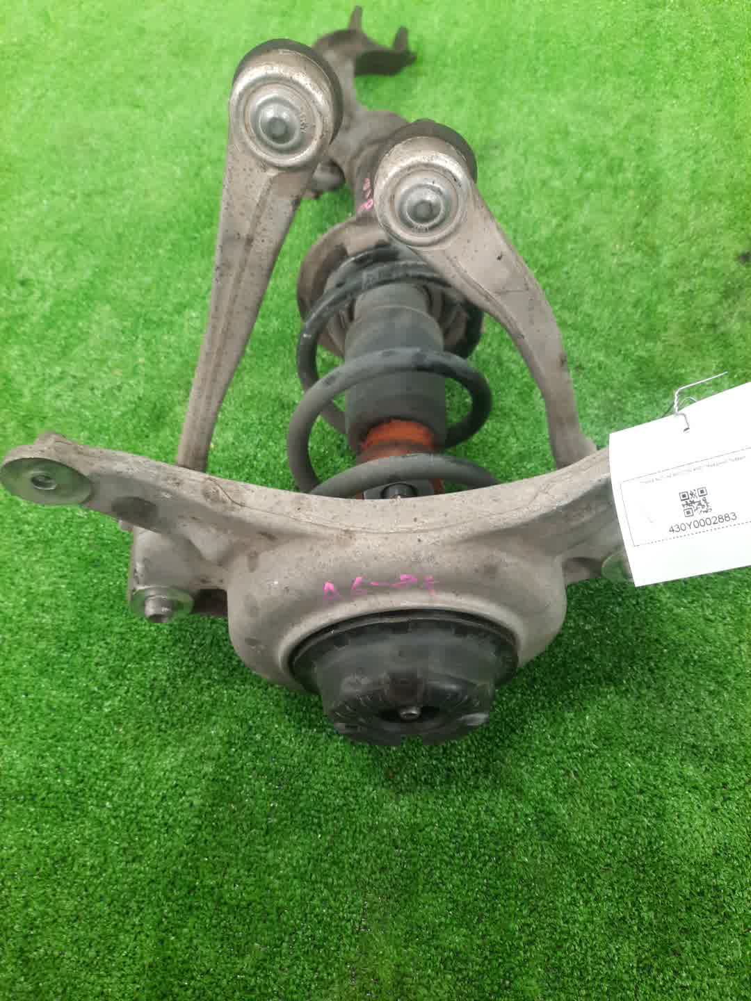 Стойка правая передняя AUDI A4 8K2 CDN 2 ракурс