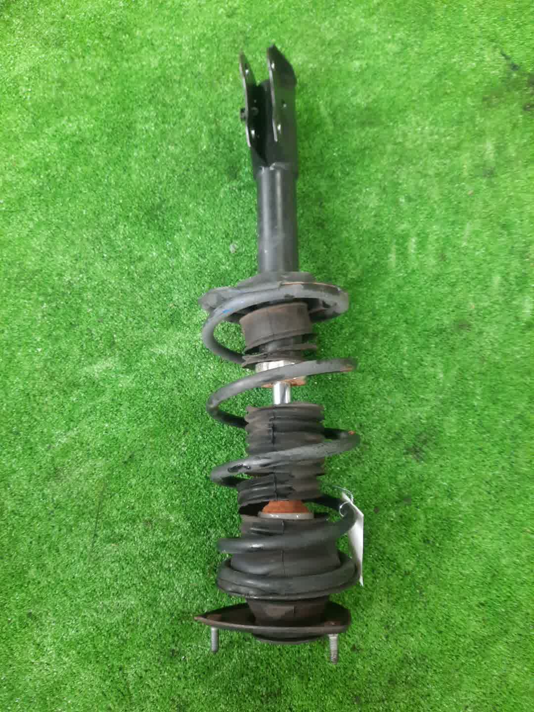 Стойка левая передняя TOYOTA FUNCARGO, IST, PLATZ, RAUM, VITZ, WILL VI, PROBOX, BB, PORTE, SUCCEED, WILL CYPHA NCP20, NCP21, NCP60, NCP61, NCP12, SCP11, NCZ20, SCP10, NCP10, SCP13, NCP13, NCP19, NCP51V, NCP58G, NCP50V, NLP51, NCP52V, NCP30, NCP31, NC Стойка левая передняя TOYOTA FUNCARGO, IST, PLATZ, RAUM, VITZ, WILL VI, PROBOX, BB, PORTE, SUCCEED, WILL CYPHA NCP20, NCP21, NCP60, NCP61, NCP12, SCP11, NCZ20, SCP10, NCP10, SCP13, NCP13, NCP19, NCP51V, NCP58G, NCP50V, NLP51, NCP52V, NCP30, NCP31, NC
