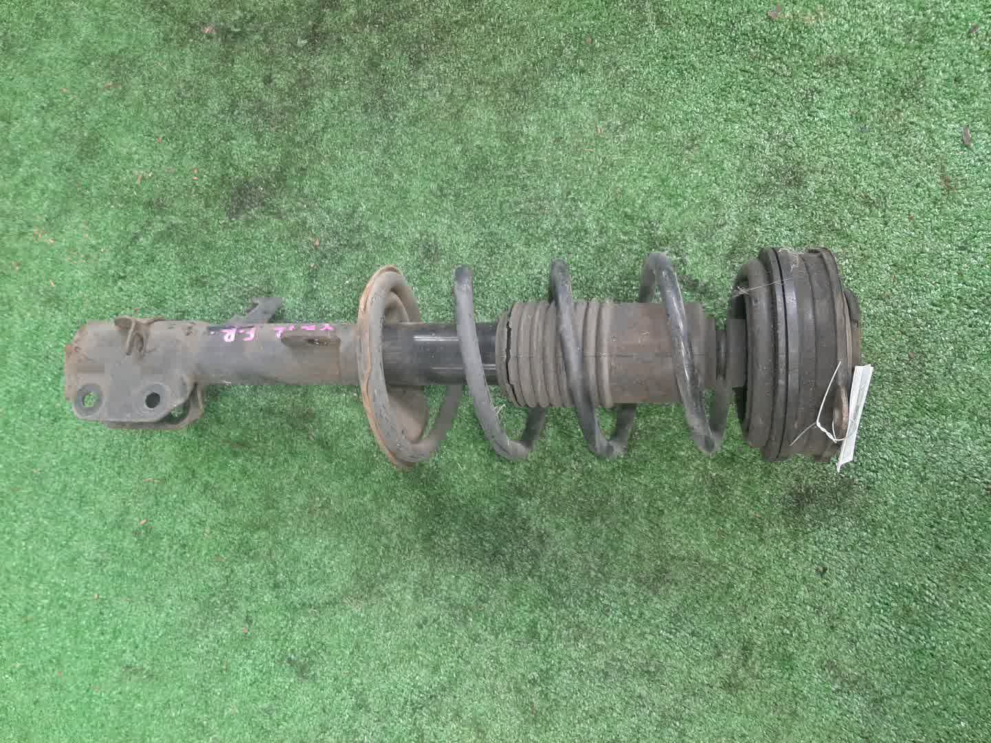 Стойка правая передняя NISSAN MARCH, MICRA K12, K12E CR14DE, CR12DE, CR10DE, HR15DE 1 ракурс