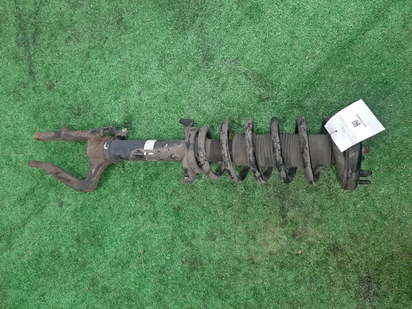 Стойка правая передняя HONDA ACCORD CU1, CW1 R20A 1 ракурс