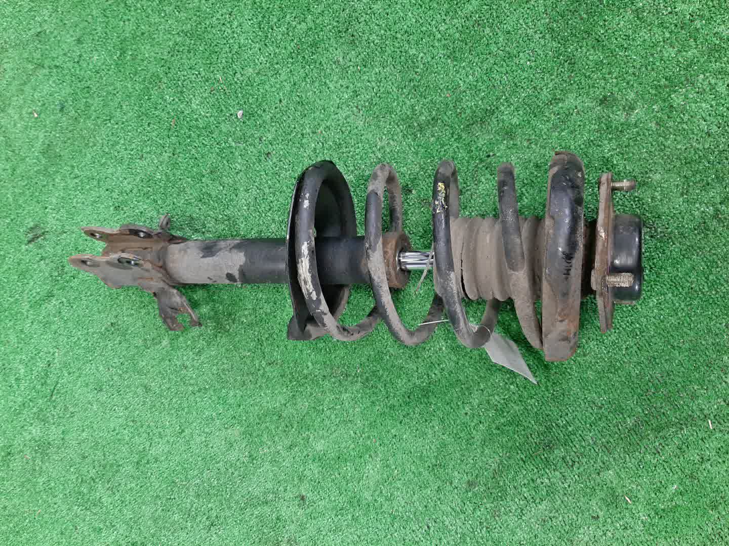 Стойка правая передняя NISSAN X-TRAIL T30, NT30, PNT30 QR20DE, SR20VET 1 ракурс