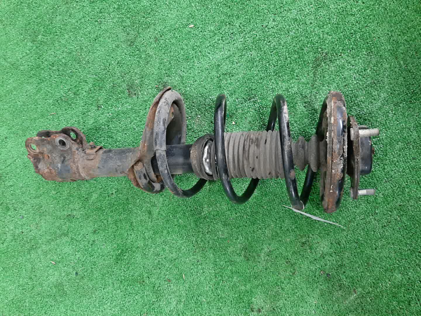 Стойка правая передняя MITSUBISHI GALANT FORTIS CX6A, CX4A, CX3A, CY4A, CY3A, CY6A 4J10, 4B11, 4B10 1 ракурс