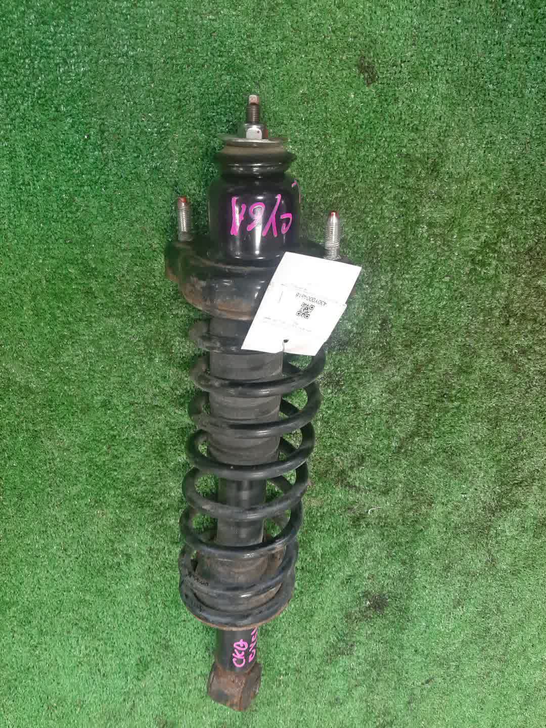 Стойка левая задняя MITSUBISHI GALANT FORTIS CX6A, CX4A, CX3A, CY4A, CY3A, CY6A 4J10, 4B11, 4B10 1 ракурс Стойка левая задняя MITSUBISHI GALANT FORTIS CX6A, CX4A, CX3A, CY4A, CY3A, CY6A 4J10, 4B11, 4B10 1 ракурс