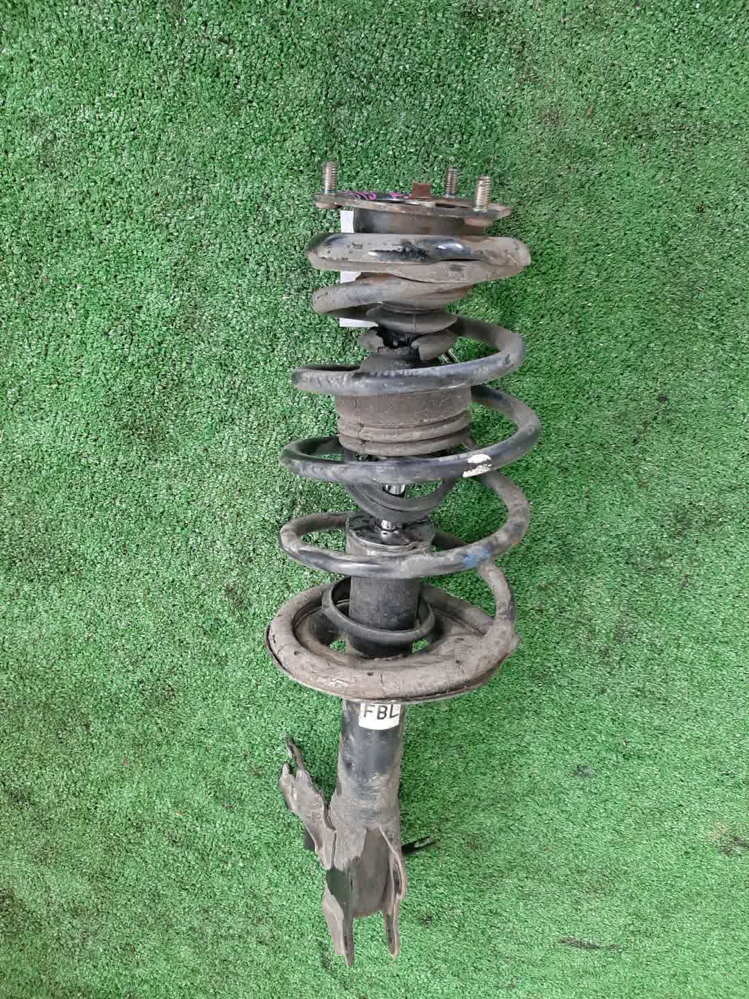 Стойка левая передняя NISSAN AD, SUNNY, WINGROAD, BLUEBIRD SYLPHY Y11, VFY11, VY11, B15, FB15, QB15, WFY11, G10, QG10, FG10, TG10 QG13DE, QG15DE, YD22DD, QG18DE, QG18DD, QR20DE, SR20VE, QR20DD 1 ракурс