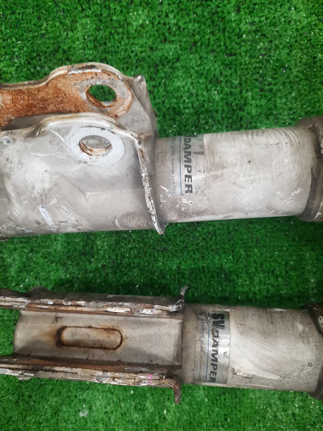 Стойка MITSUBISHI AIRTREK CU2W 4G63 3 ракурс