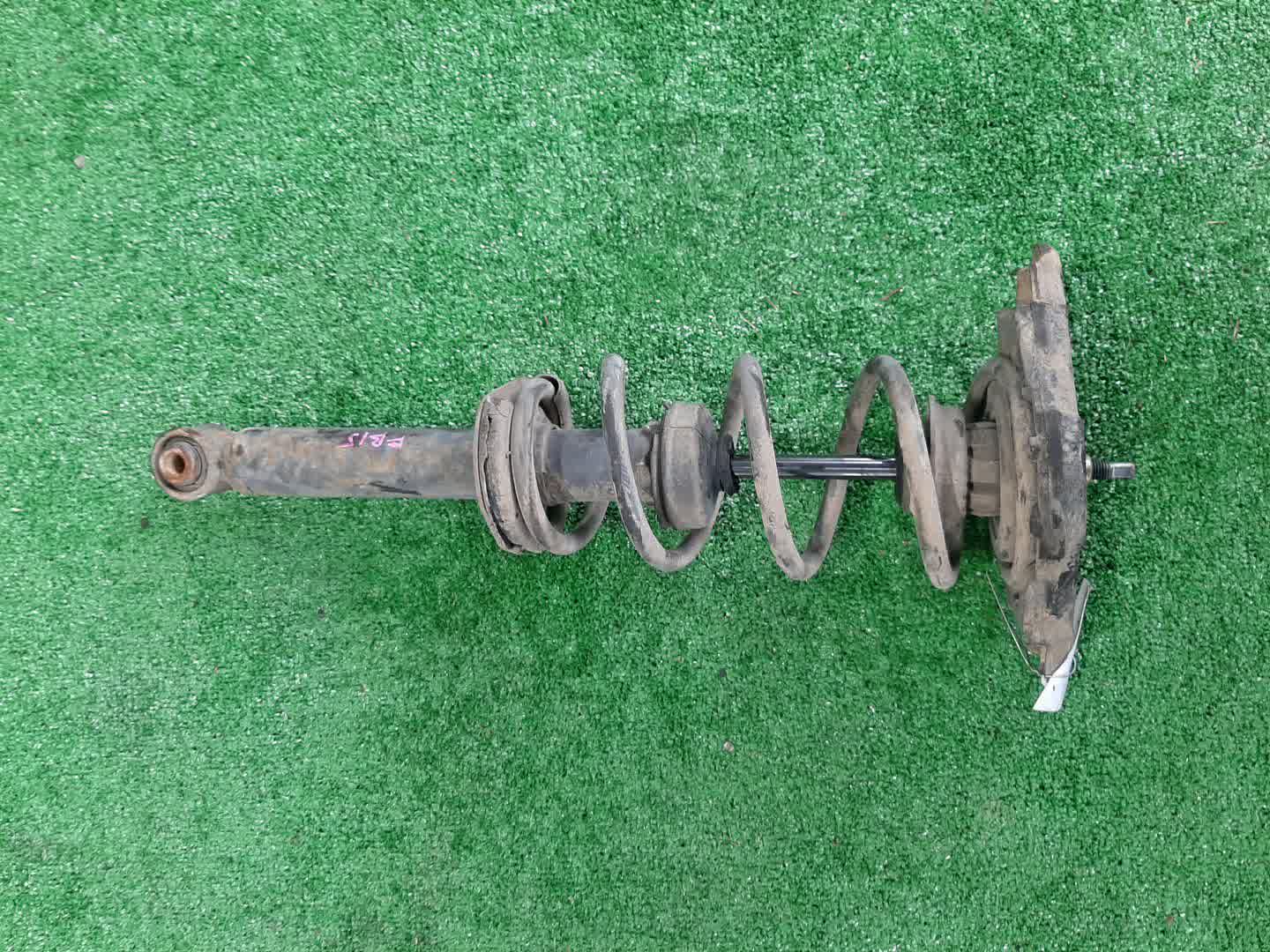 Стойка левая задняя NISSAN SUNNY, BLUEBIRD SYLPHY B15, G10 QG13DE, QG15DE, QG18DD, QG18DE 1 ракурс