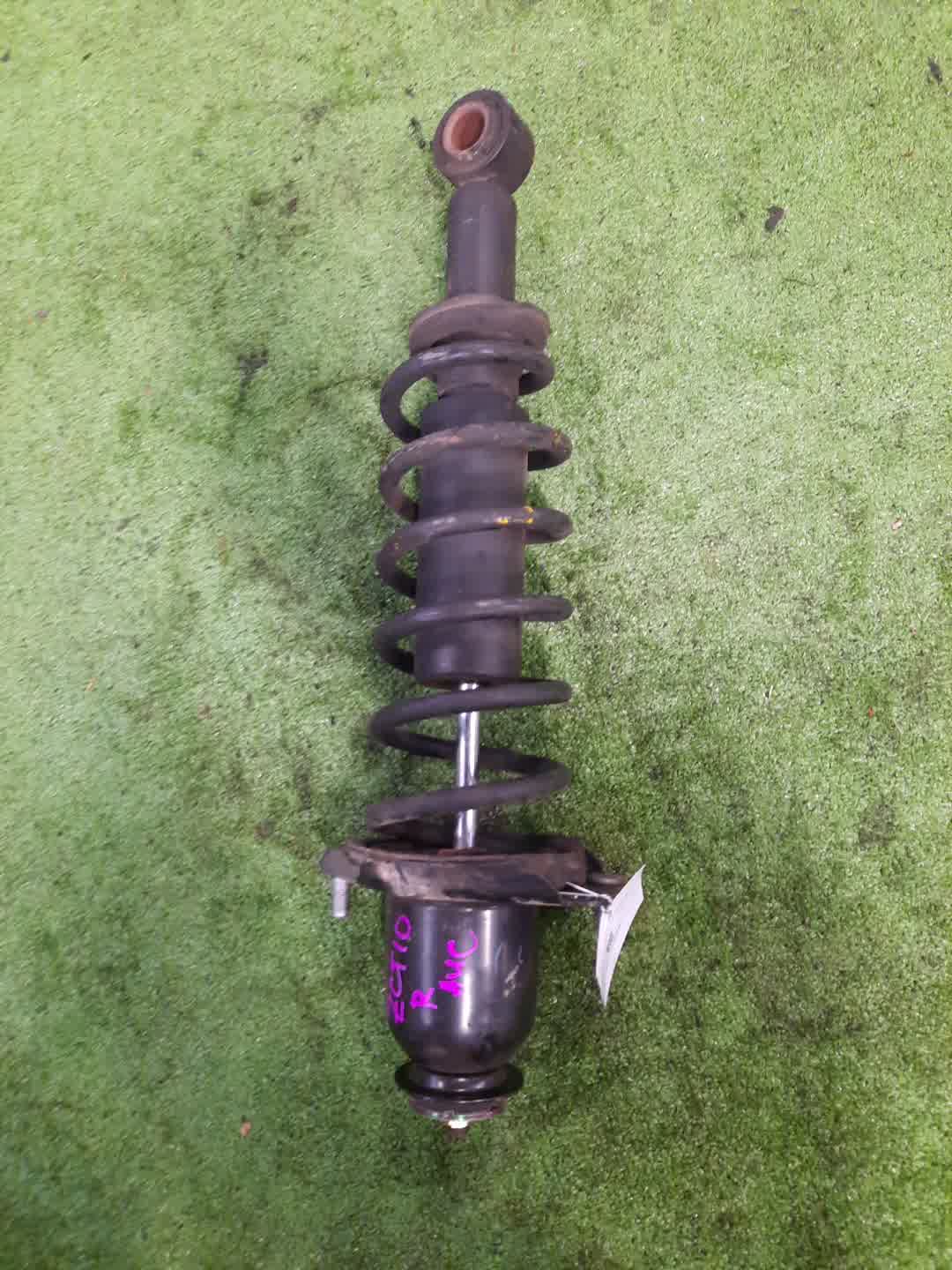 Стойка правая задняя TOYOTA COROLLA, OPA, PREMIO, COROLLA SPACIO, VISTA, ALLION, COROLLA FIELDER, ALLEX, COROLLA RUNX, SIENTA, WILL VS, VISTA ARDEO, COROLLA  AXIO NZE121, NZE120, NZE141, ZZE122, CE121, ZZE123, ACT10, ZCT10, ZZT240, NZT240, AZT240, NZ