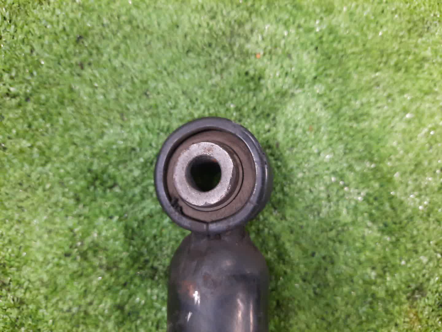 Стойка левая задняя NISSAN SUNNY, BLUEBIRD SYLPHY B15, G10 QG13DE, QG15DE, QG18DD, QG18DE 3 ракурс