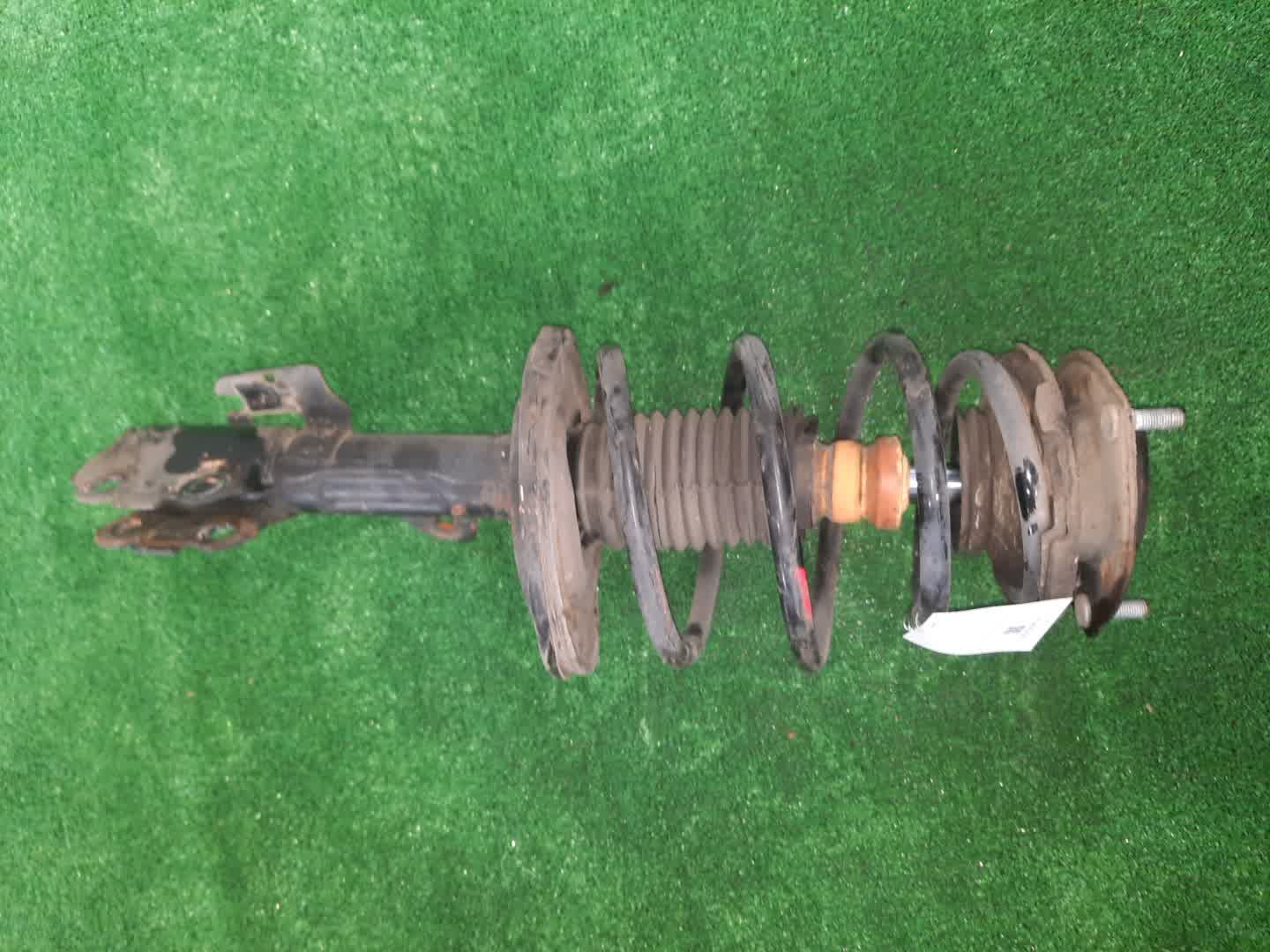 Стойка левая передняя TOYOTA CAMRY, WINDOM ACV30, MCV30 2AZ-FE, 1MZ-FE 1 ракурс