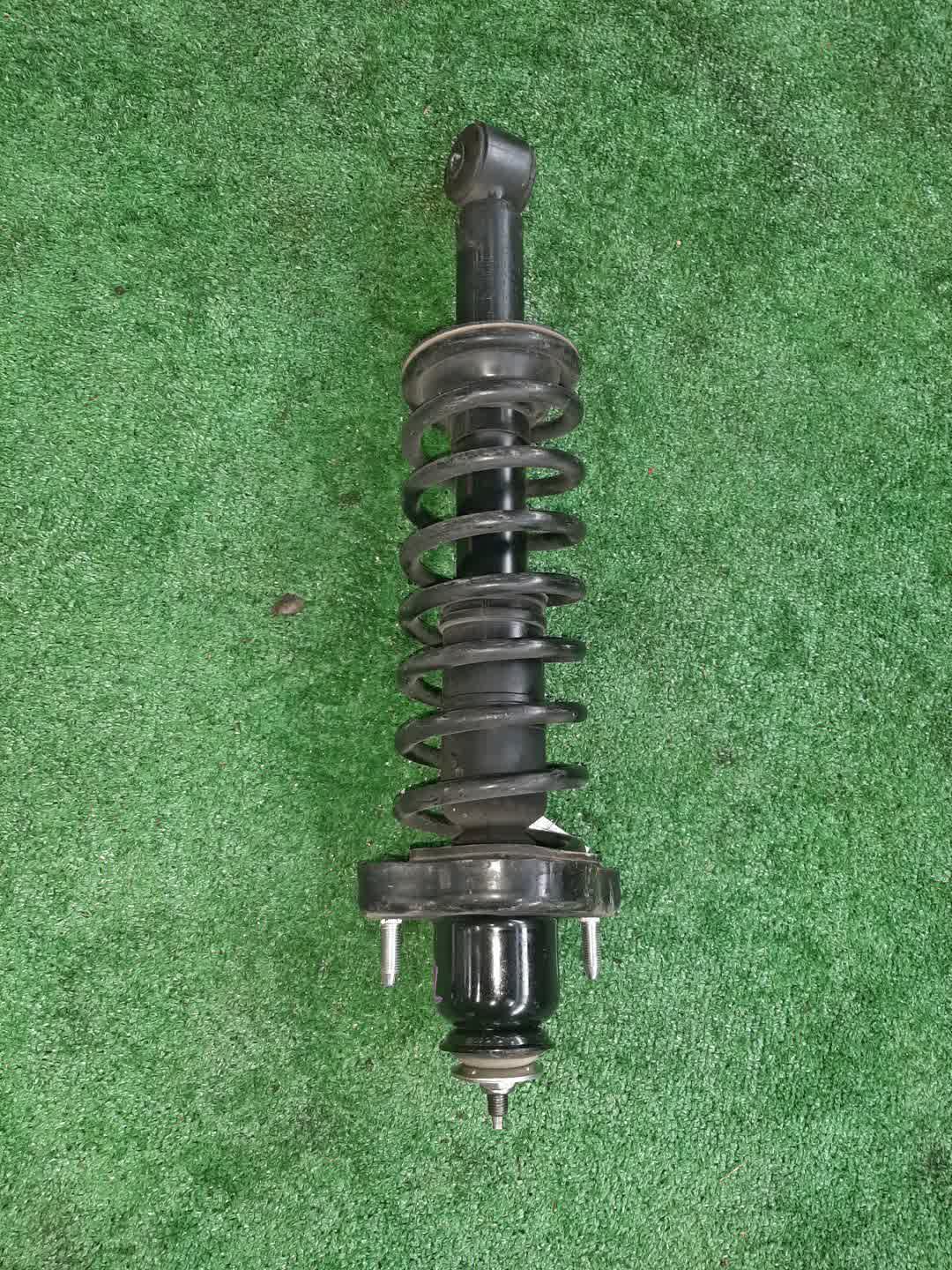 Стойка правая задняя MITSUBISHI GALANT FORTIS CX6A, CX4A, CX3A, CY4A, CY3A, CY6A 4J10, 4B11, 4B10 1 ракурс