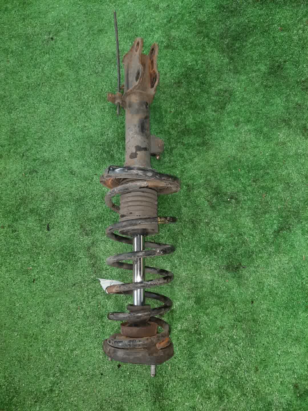 Стойка правая задняя TOYOTA CALDINA, CARINA, CORONA, CORONA PREMIO ST215W, ST215G, CT216, ST215, CT216G, ST195G, ST195, CT195, CT215 3S-GTE, 3S-FE, 3S-GE, 3C-TE, 2C, 2C-T 1 ракурс